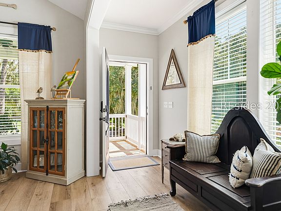4th image of 3013 Walnut Street
