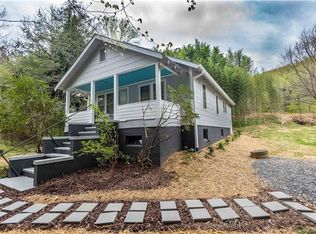 145 Ray Dr, Mars Hill, NC 28754