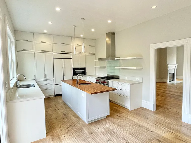 3346 Clay St — Photo 8