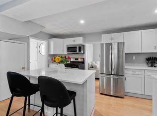 2 Webster St, Lynn, MA 01902