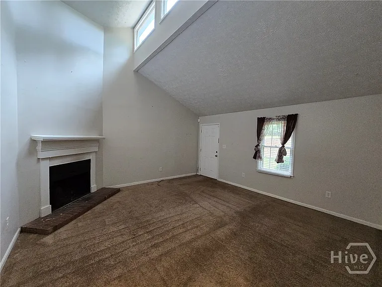 342 Timothy Rd — Photo 4