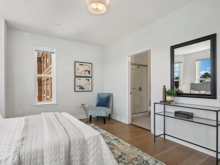 1023 Spring Rd NW #B — Photo 12