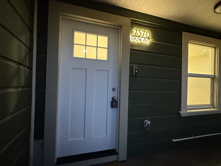 7570 Snow Ave — Photo 3