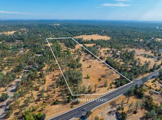 Nsa Nevada Ln, Redding, CA 96003