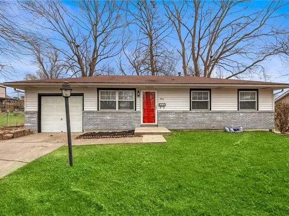 903 Ridge Dr, Belton, MO 64012