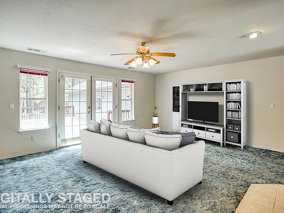 3rd image of 31385 Woodridge Dr