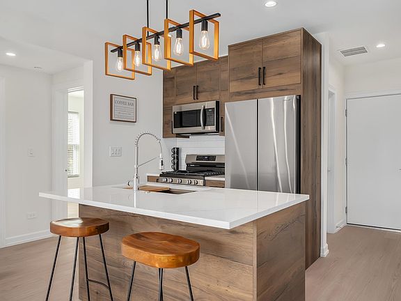 5th image of 118 Home Ave #4