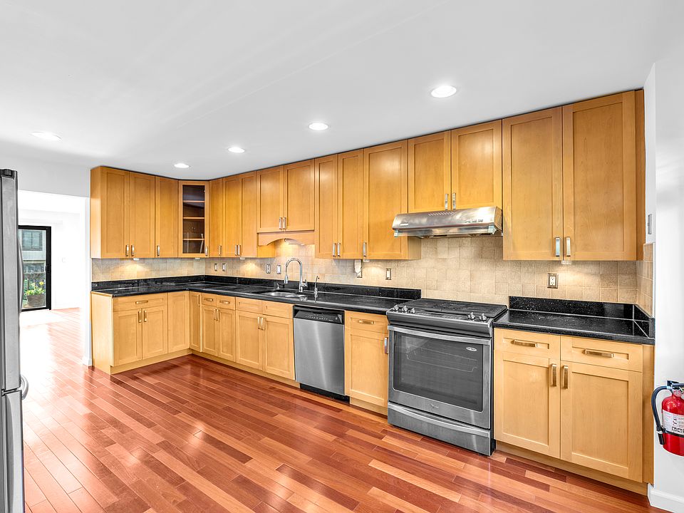 1st image of 38 Park St APT 4D