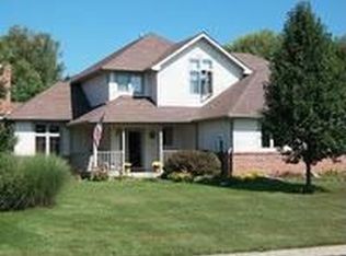 32981 Nature View Dr, New Carlisle, IN 46552