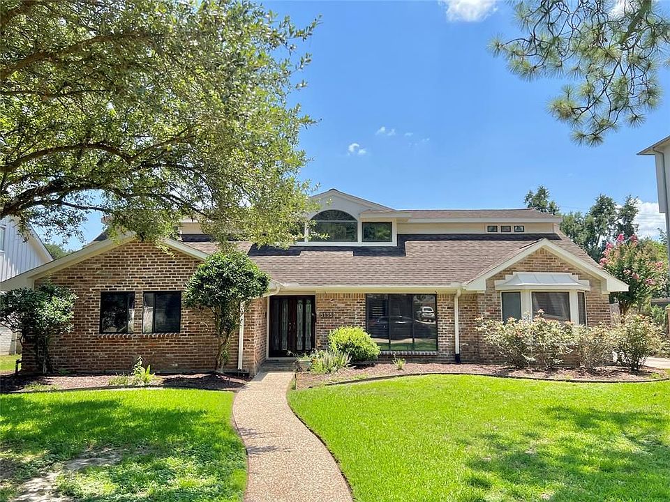1st image of 5135 Braesvalley Dr