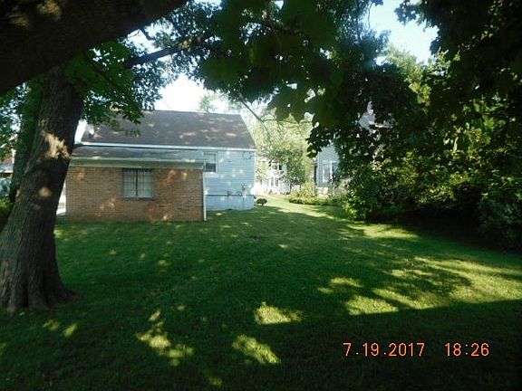 5th image of 45 Oak St