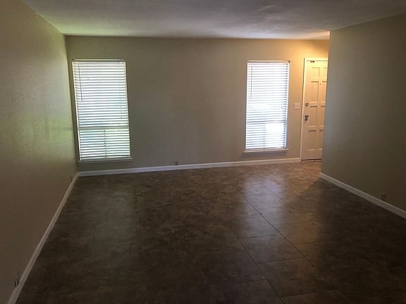 4th image of 3059 N West Ave