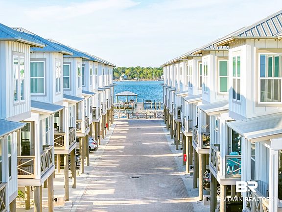 2nd image of 1796 W Beach Blvd #L