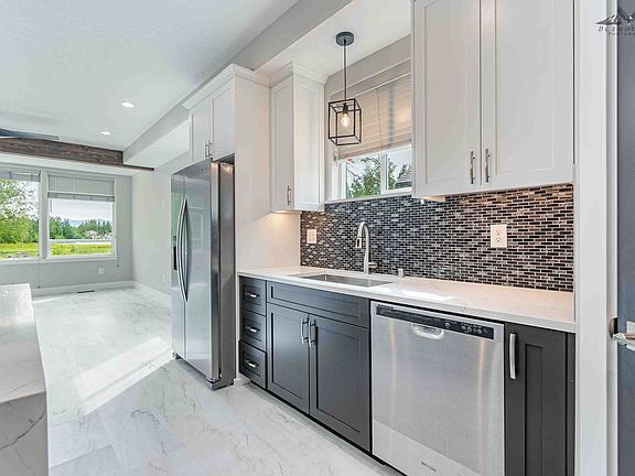 5th image of 7650 E Ashmore Ave #1