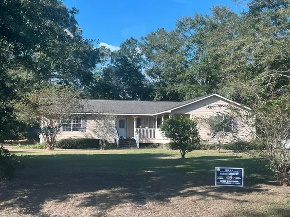 5805 Pleasant Ridge Ave, Moss Point, MS 39562