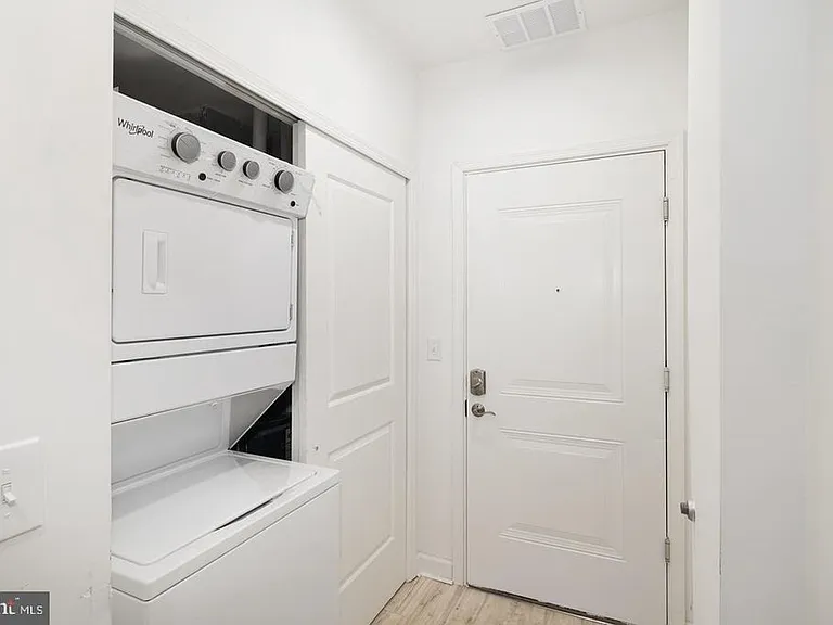 980 N Marshall St #4 — Photo 8