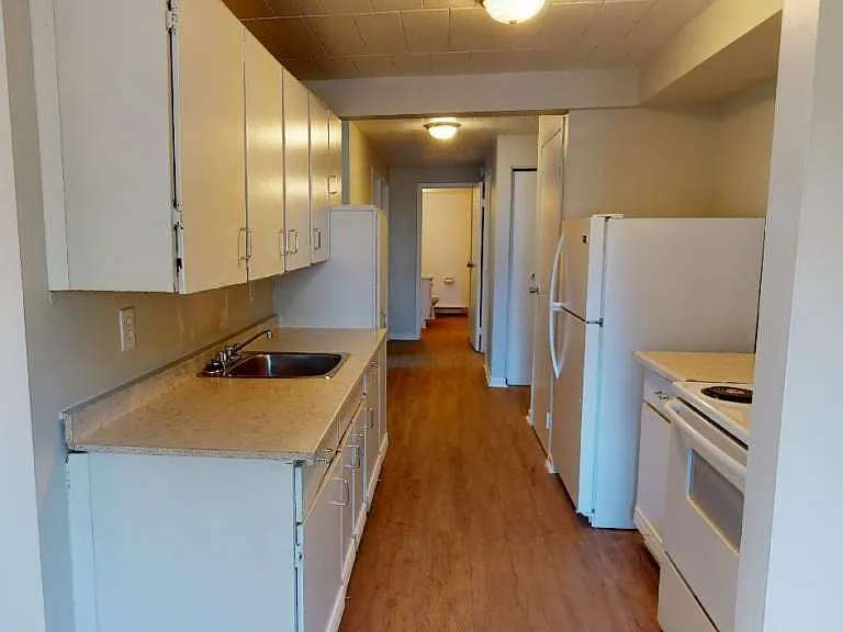 2609 Meadowbrook Ln — Photo 2