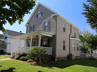 217 E 11th St, Dover, OH