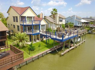 1319 23rd St, San Leon, TX 77539