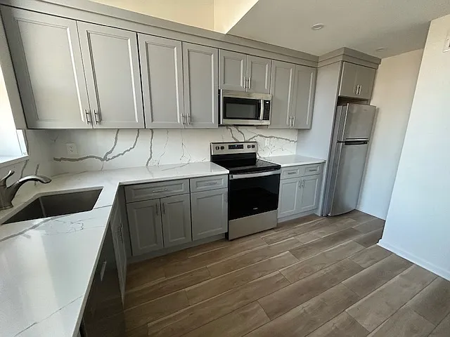 800 Bloomfield Ave #202 — Photo 2