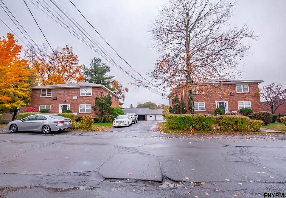 2nd image of 12 Pine St
