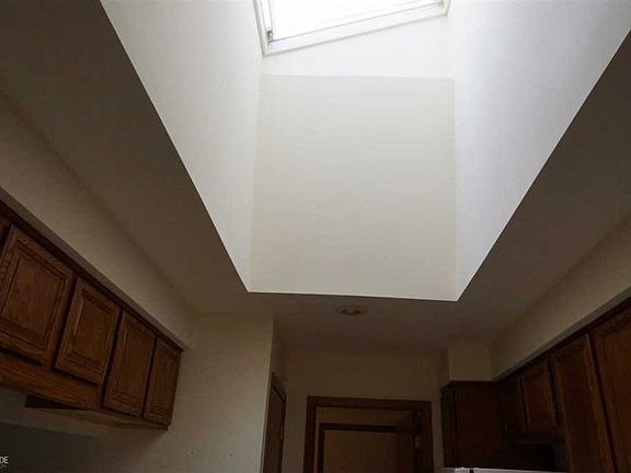 3rd image of 49314 Sheridan Ct