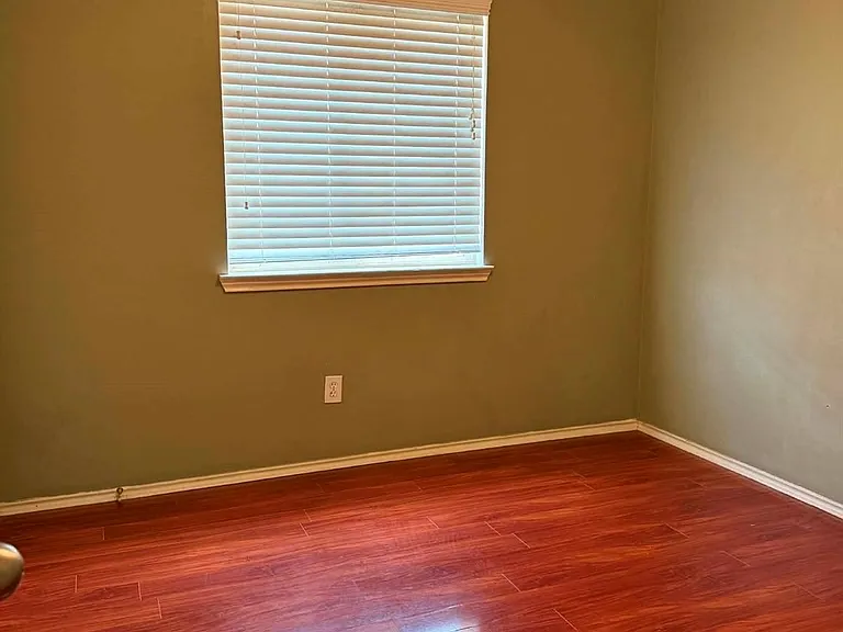 11030 Knobbley Oak Ct — Photo 7