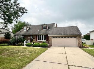 16854 Walter St, Southgate, MI 48195