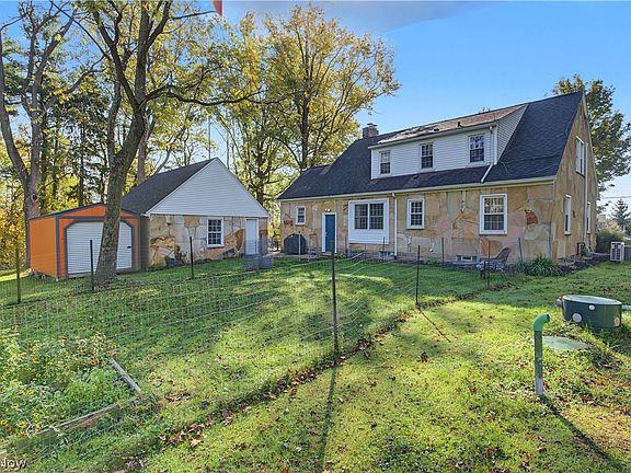 3rd image of 5151 Medina Rd
