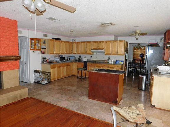 5th image of 3430 Janwood Ln