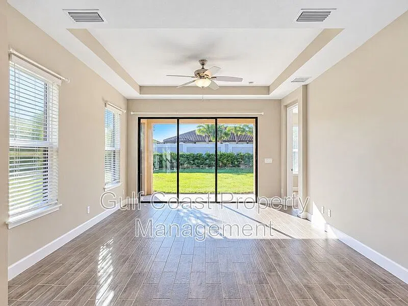 2 bed, 2.0 bath, 1500 sqft, $2,700 — Photo 3