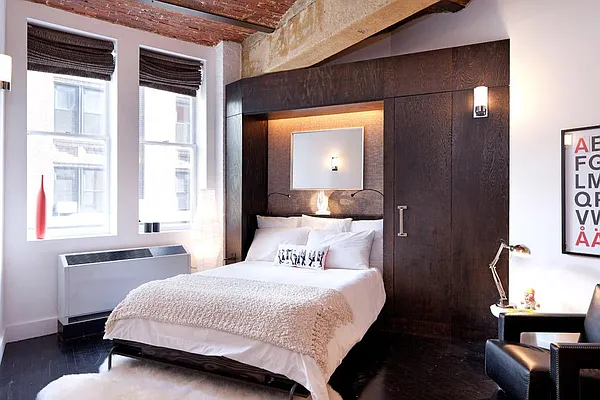 Sold by Corcoran | media 6