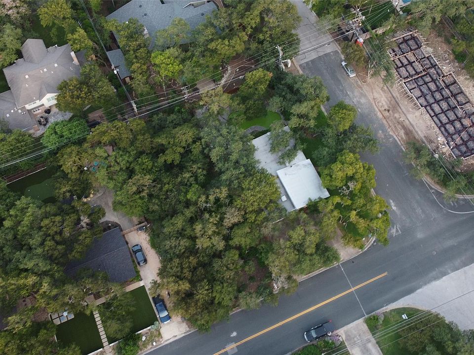 2nd image of 319 Ridgewood Rd
