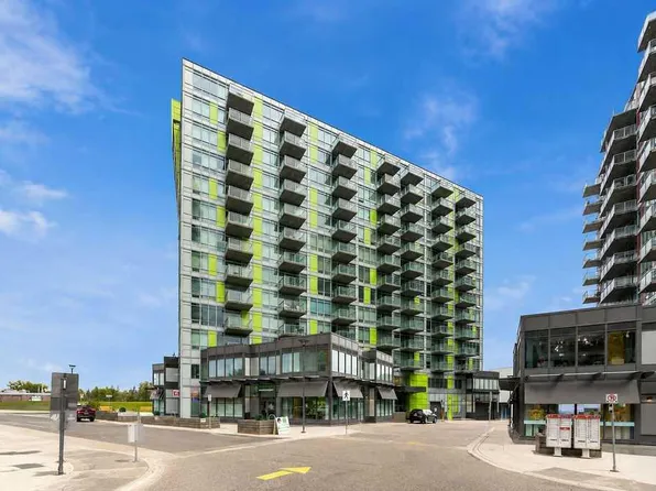 30 Brentwood Cmn NW #1309, Calgary, AB T2L 2L8