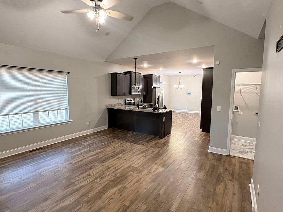 1st image of 413 Coahulla Creek Dr