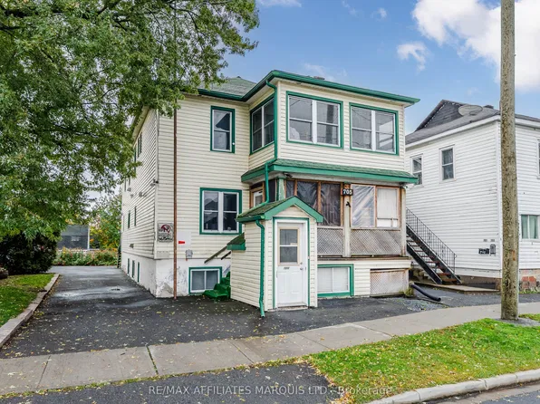 705 Walton St, Cornwall, ON K6H 1T8