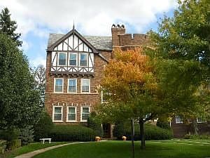 1st image of 1131 Bonnie Brae Pl