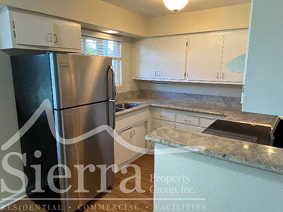 4th image of 246 W Alamar Ave Unit 9