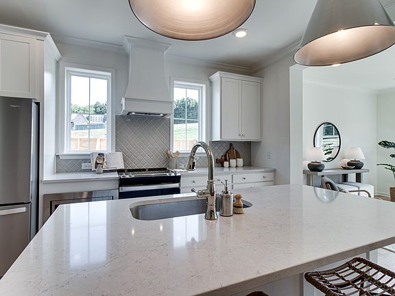 2nd image of 552 Byres Ct Lot 17A