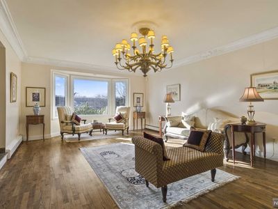 46 Snyder Rd, Englewood Cliffs, NJ, 07632