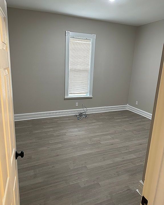 Unit A (2 Bed/ 1 Bath)
