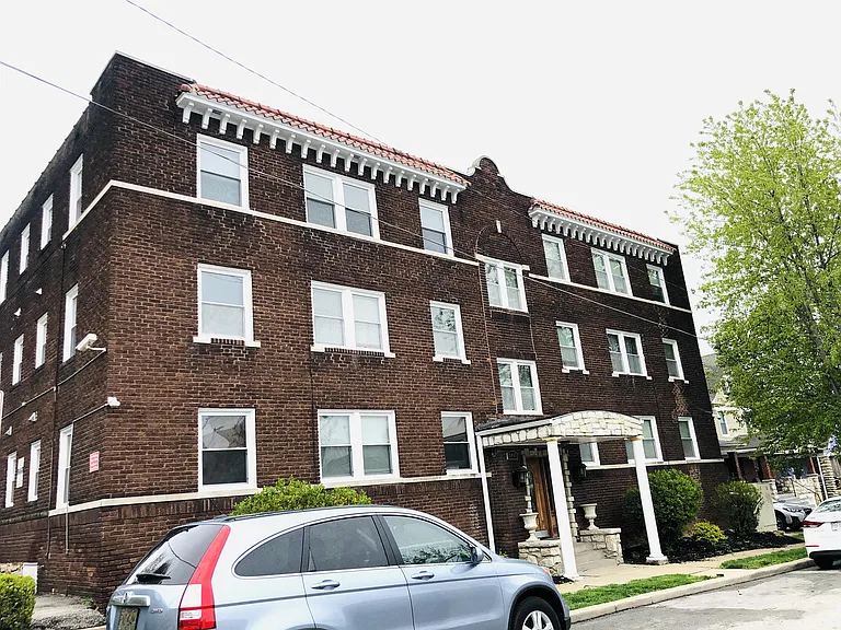 3401 Central St #302 — Photo 19