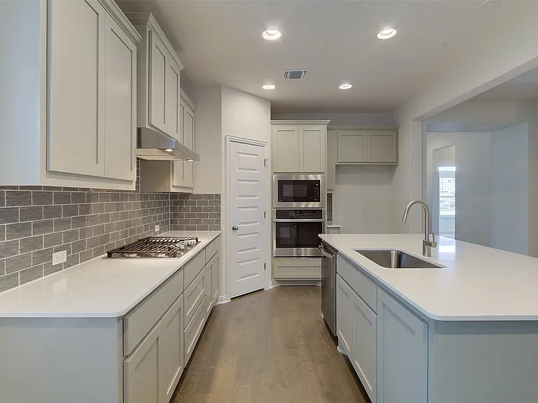 8729 Belknap Rd — Photo 12