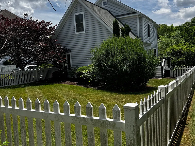 1218 Brook Cir — Photo 15
