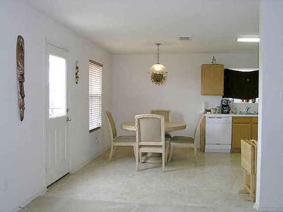 4th image of 5837 Parkview Hills Ln