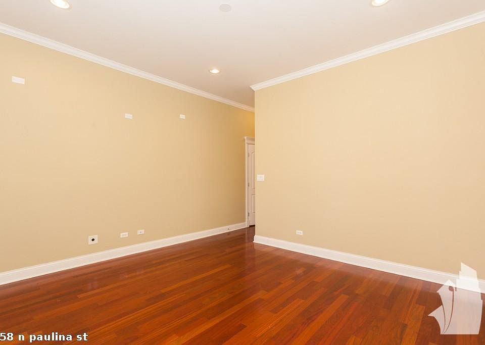 1st image of 3158 N Paulina St #122