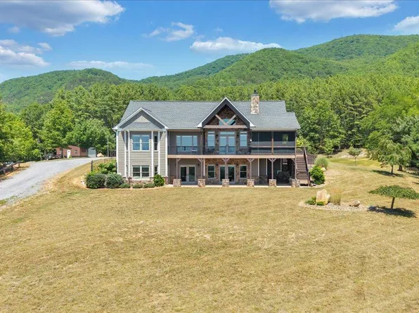 890 Blain Rd, Buchanan, VA 24066
