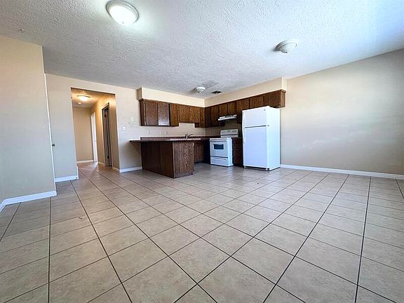 3rd image of 120 W 100 S APT 11