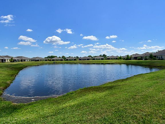 3rd image of 1708 Pacific Dunes Dr