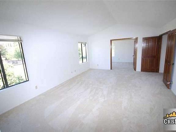 5th image of 6320 Meadow Haven Dr
